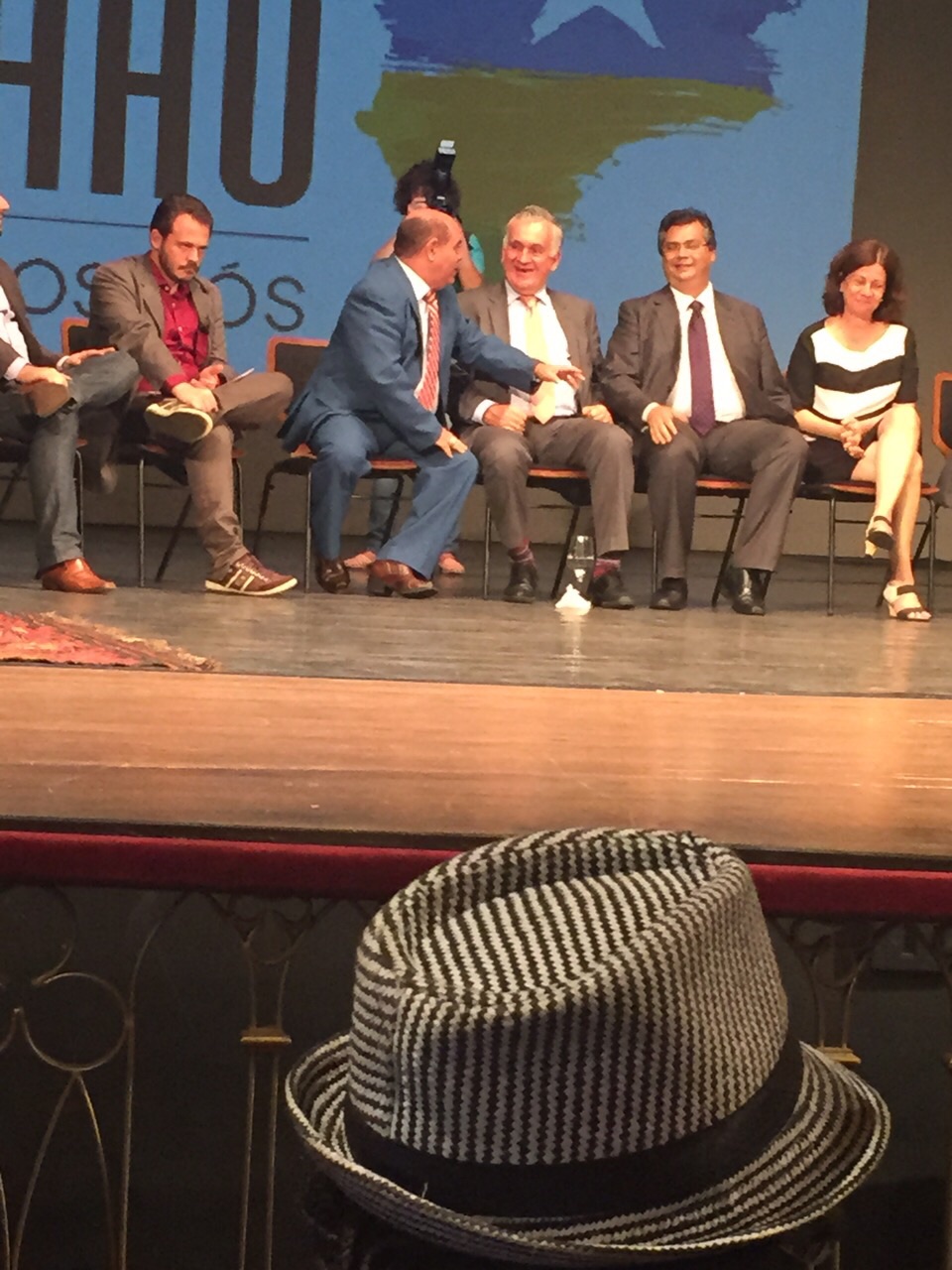 41367b358eb5f2a614f10dcfac00c722