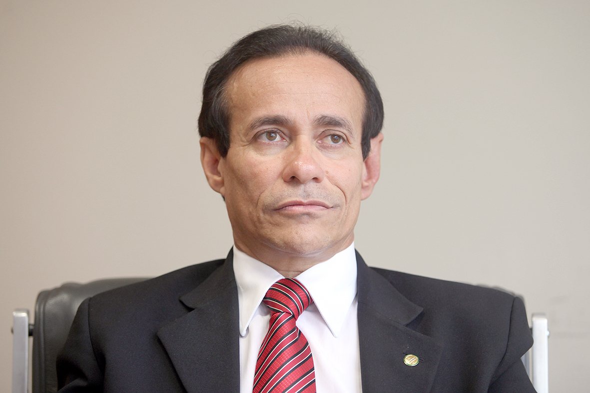 Senador suplente, Pinto Itamaraty.