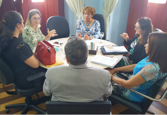 Corregedora Anildes Cruz recebeu em reunião a juíza Cristiana Ferraz.