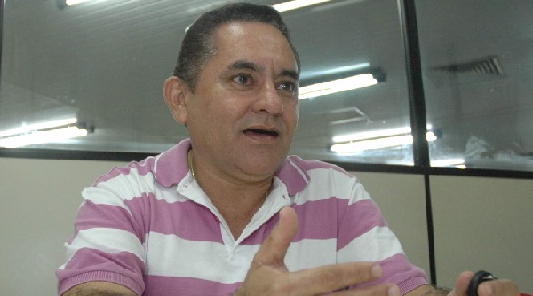 Prefeito Umbelino Ribeiro na mira da Justiça Federal.
