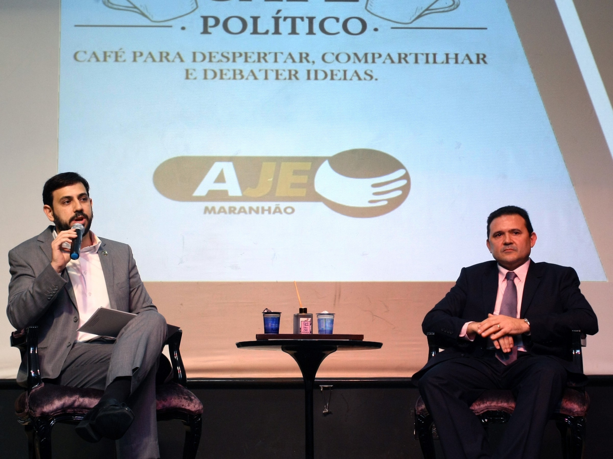 1_cafe_politico__felipe_mussalem_e_vicente_araujo__foto_honorio_moreira__6_-343116